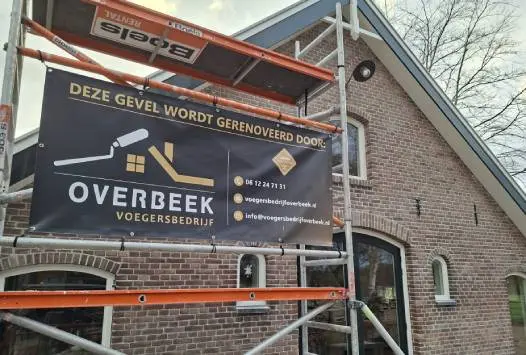 Huis opnieuw voegen door professionele voegwerk specialist