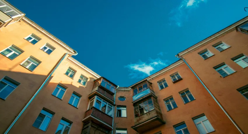 VvE gevelrenovatie aanpak zandstralen voegen appartementencomplex